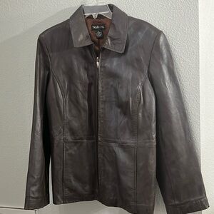 listing-status-banner